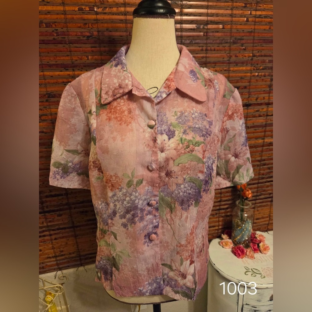 Floral Short-Sleeve Button Front Semi Sheer Blouse - Pink